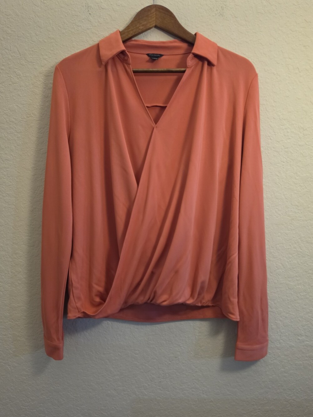 Ann Taylor Top Womens Sz Small Mauve Drape Front Surplice Faux Wrap Elastic Hem